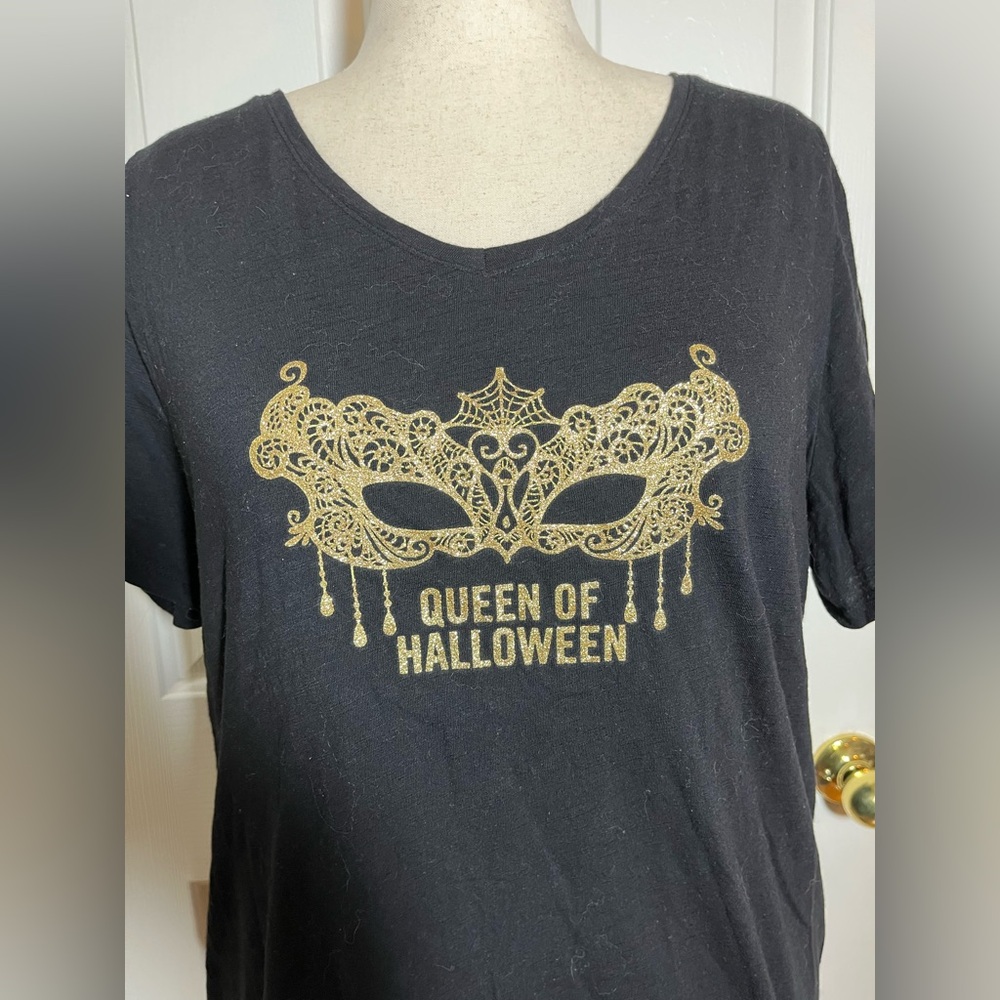 Lane Bryant Queen of Halloween Black Graphic Tee Plus Size 18/20 - Picture 2 of 5